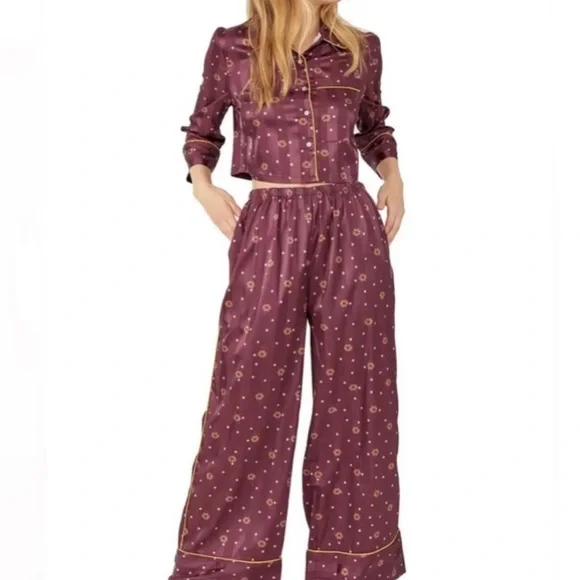 💗Free People. Pajama party print Set Intimates and sleepwear. Color: wine combo
